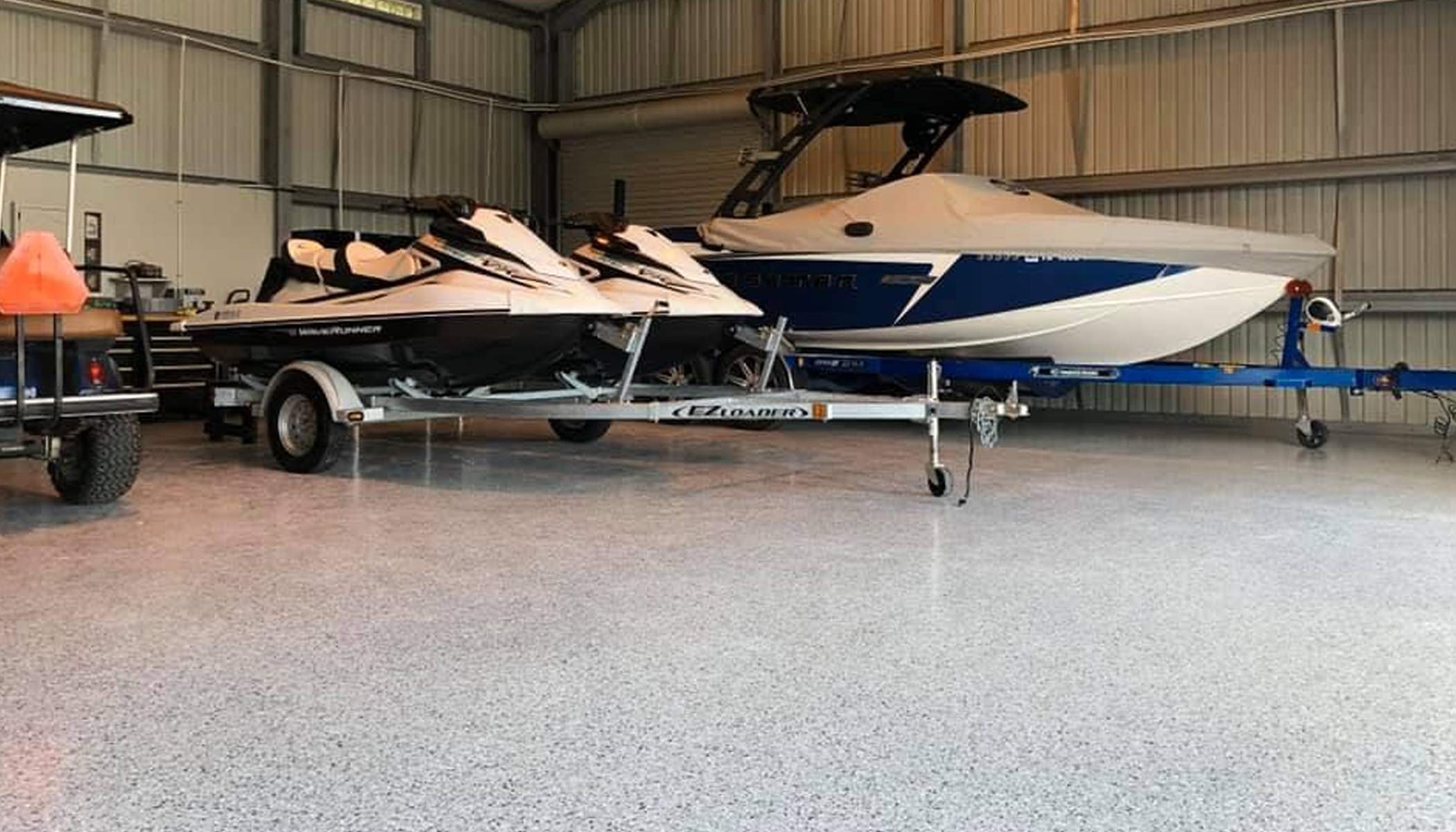 Inflatable Boat Rack Garage Boat garage flake | E2UV